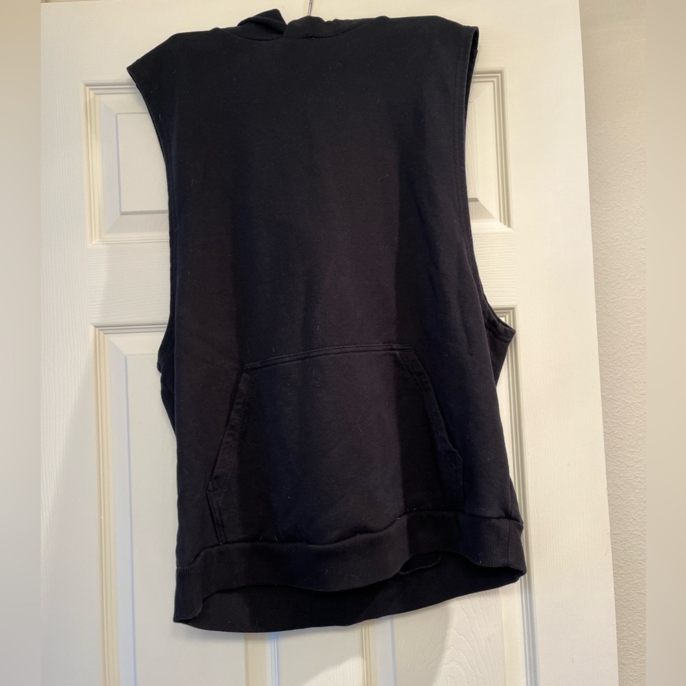 Black Sleeveless Top